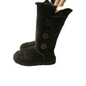 Ugg Bailey Button Triplet Boot Women’s Black Size 6